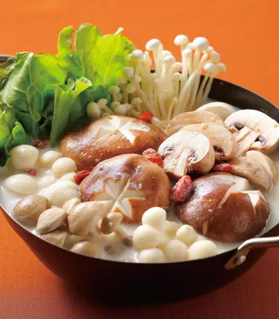 豆漿菇菇鍋