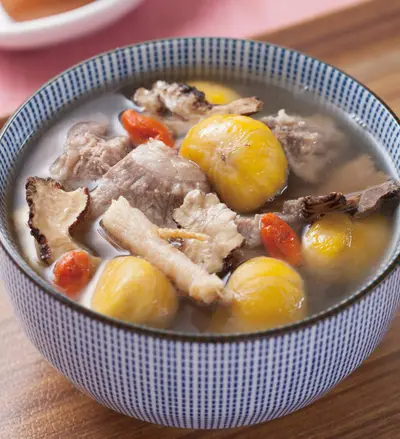 沙參栗子排骨湯
