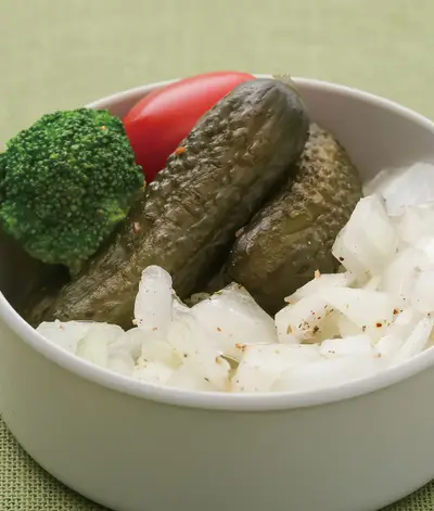 酸黃瓜洋蔥丁