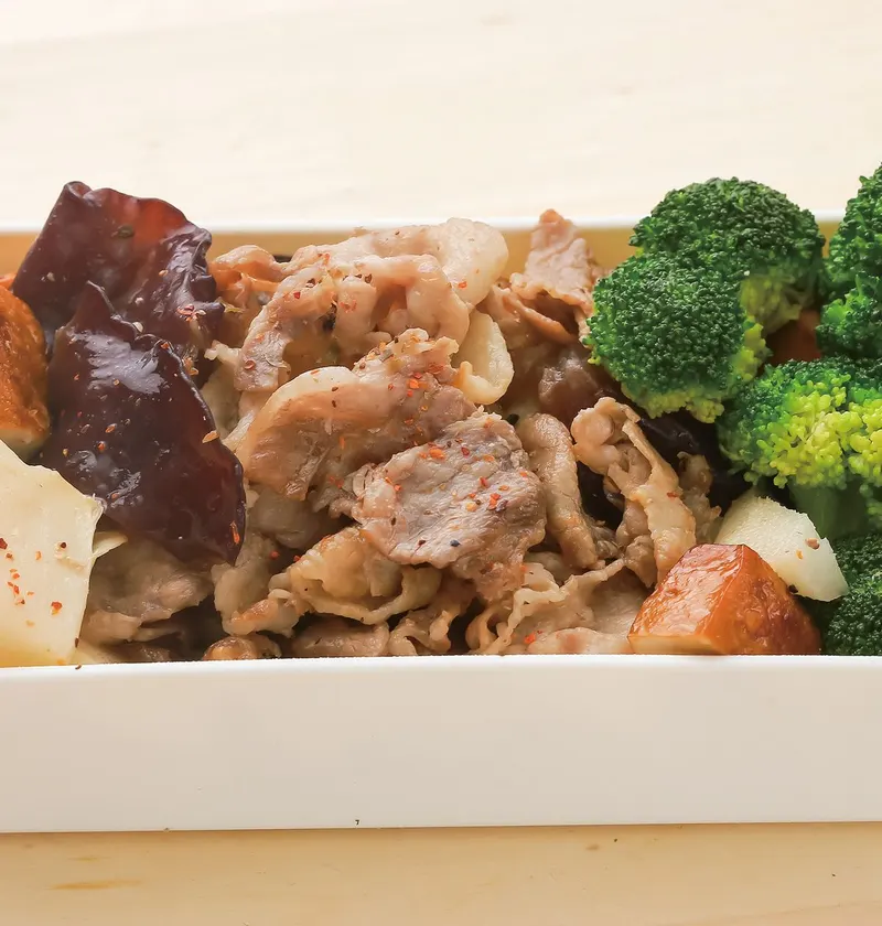 時蔬炒肉片