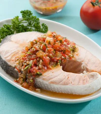 莎莎醬淋鮭魚