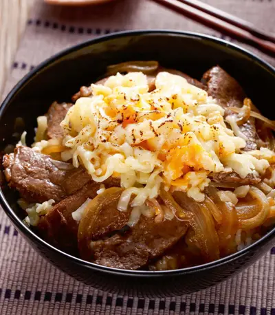 香濃起司牛丼