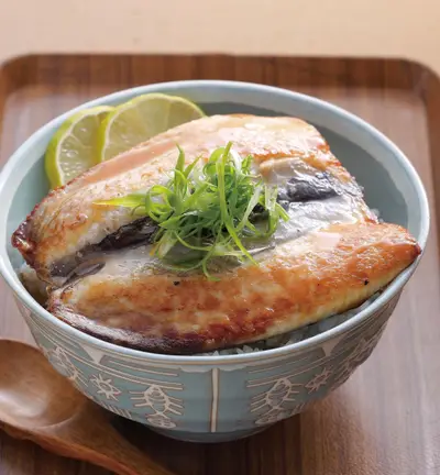 香煎虱目魚蓋飯