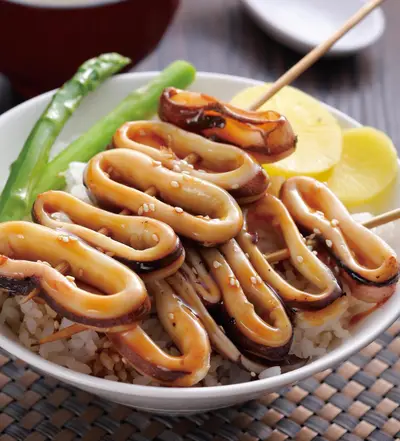 串燒鮮魷蓋飯