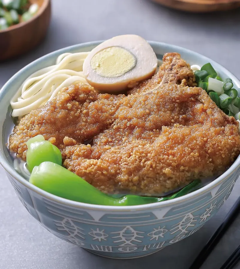 炸排骨湯麵