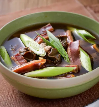 魷魚螺肉蒜湯(2)
