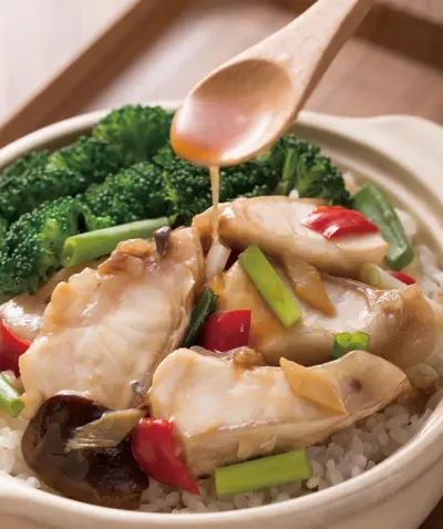 薑蔥魚腩煲飯