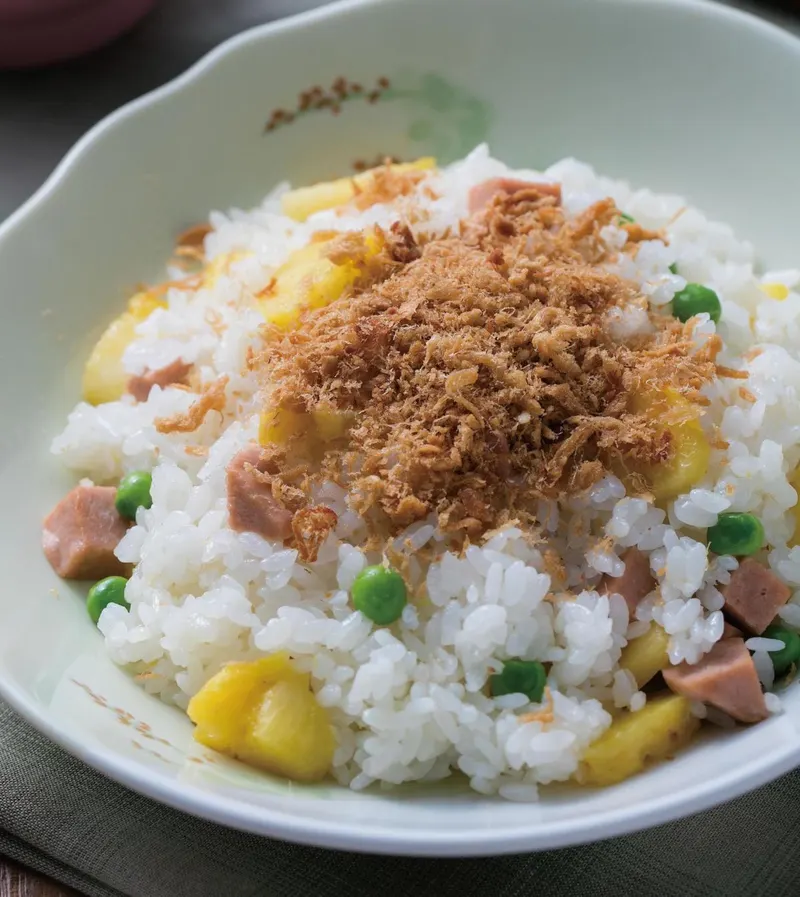鳳梨炒飯(2)