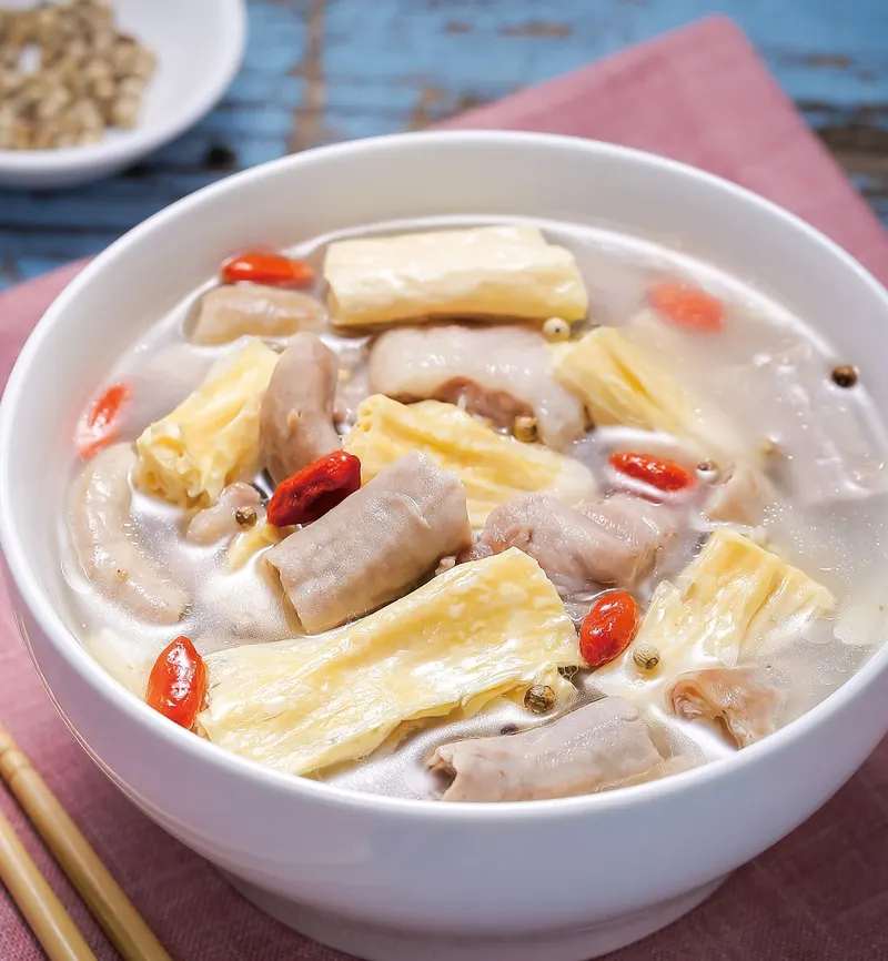 胡椒腐竹豬腸湯