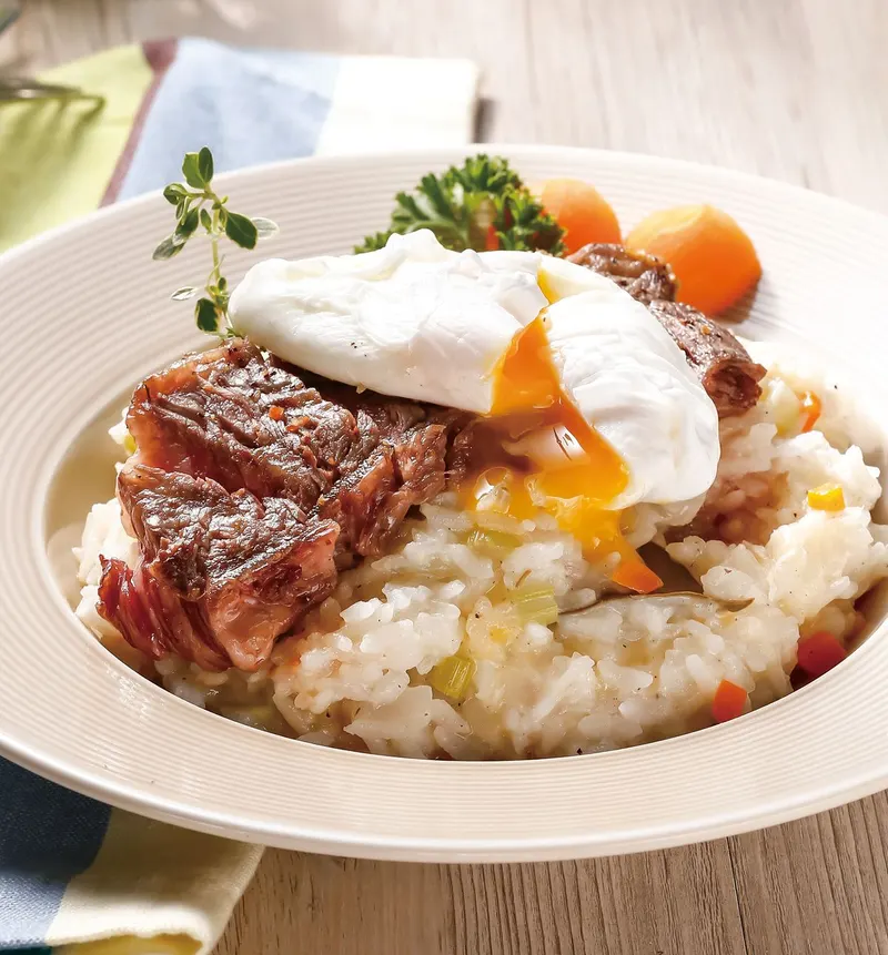 牛排水波蛋燉飯