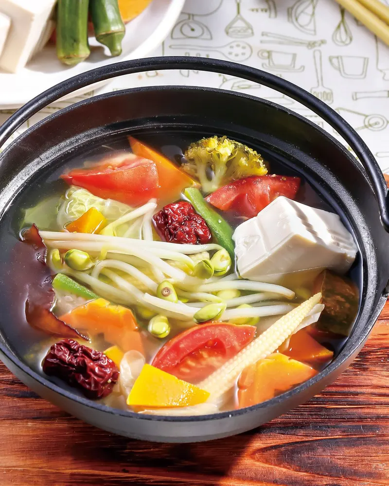 素食蔬菜清湯鍋