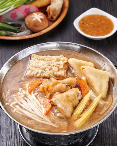 洋蔥雞腿肉鍋