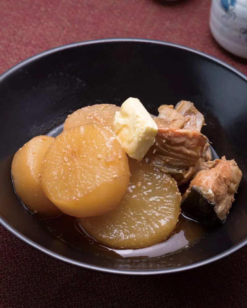 白蘿蔔味噌燉魚頭