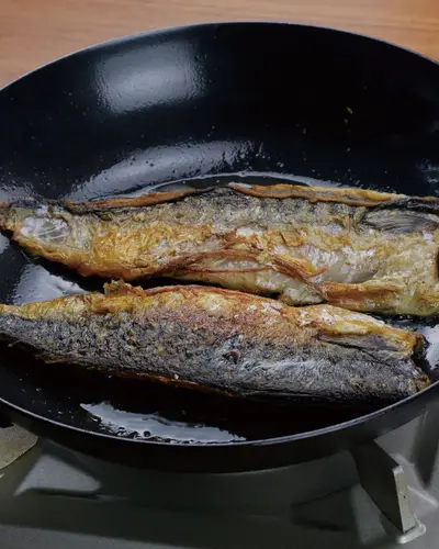 煎鯖魚