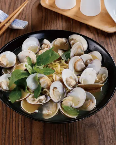 雞湯蚌麵