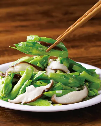 鮮菇炒晚香玉筍