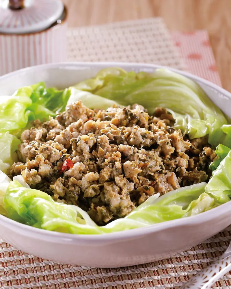 梅干肉醬蒸高麗菜