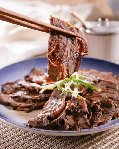 滷牛腱(9)