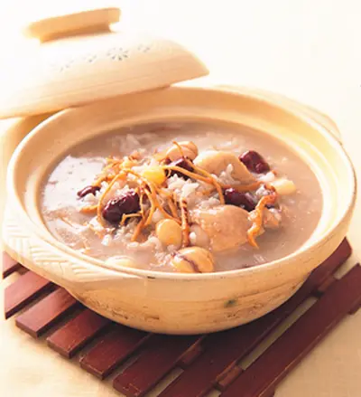 韓國蔘雞湯