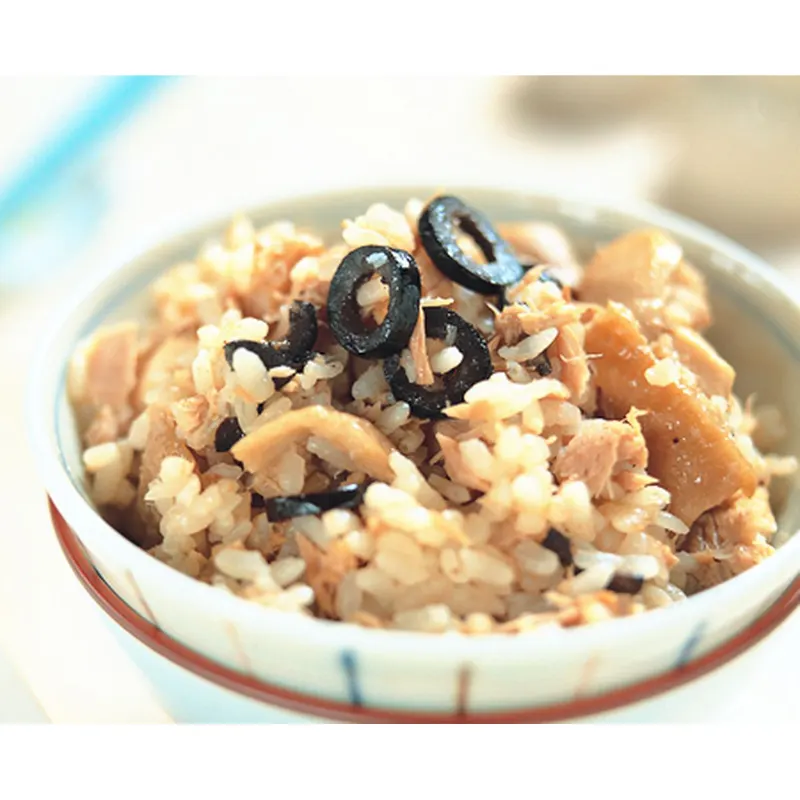 鮪魚雞肉飯