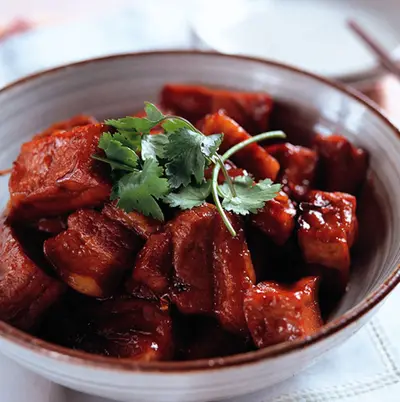 油豆腐燒排骨