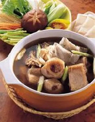 茶膳火鍋