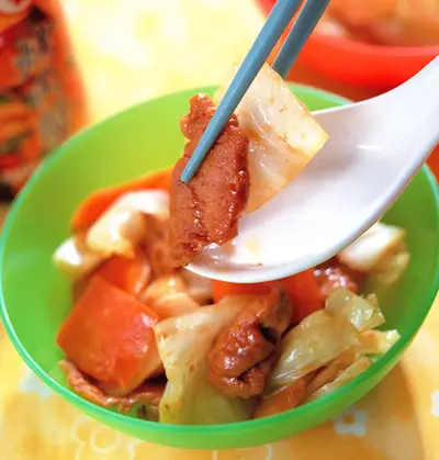 辣炒高麗菜肉片