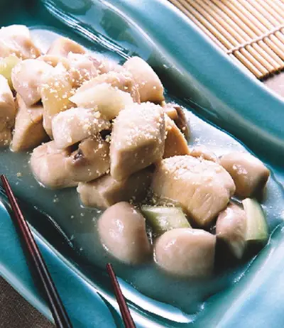 蘑菇燴雞