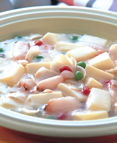 百合蟹肉豆腐羹