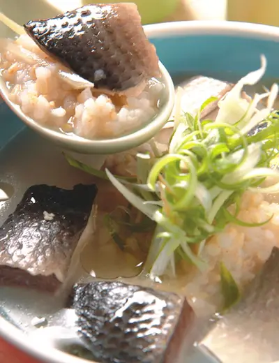魚生發芽米粥