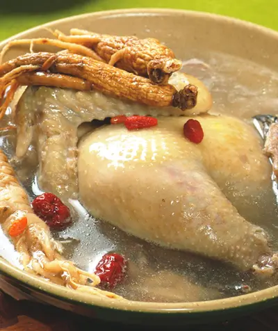 人蔘枸杞雞湯