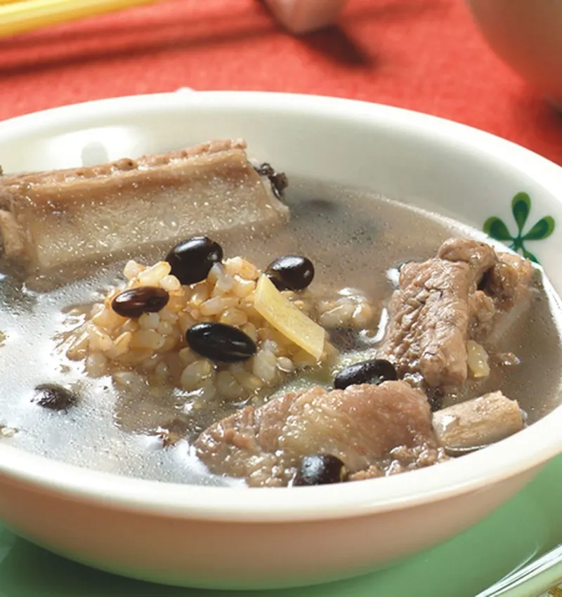糙米黑豆排骨湯