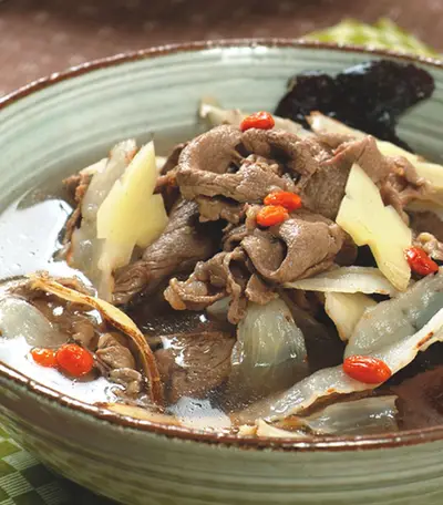 何首玉竹牛肉湯