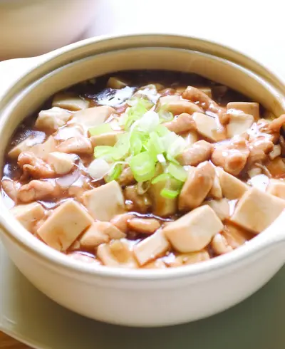 鹹魚雞粒豆腐煲(1)