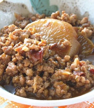 肉燥滷蘿蔔