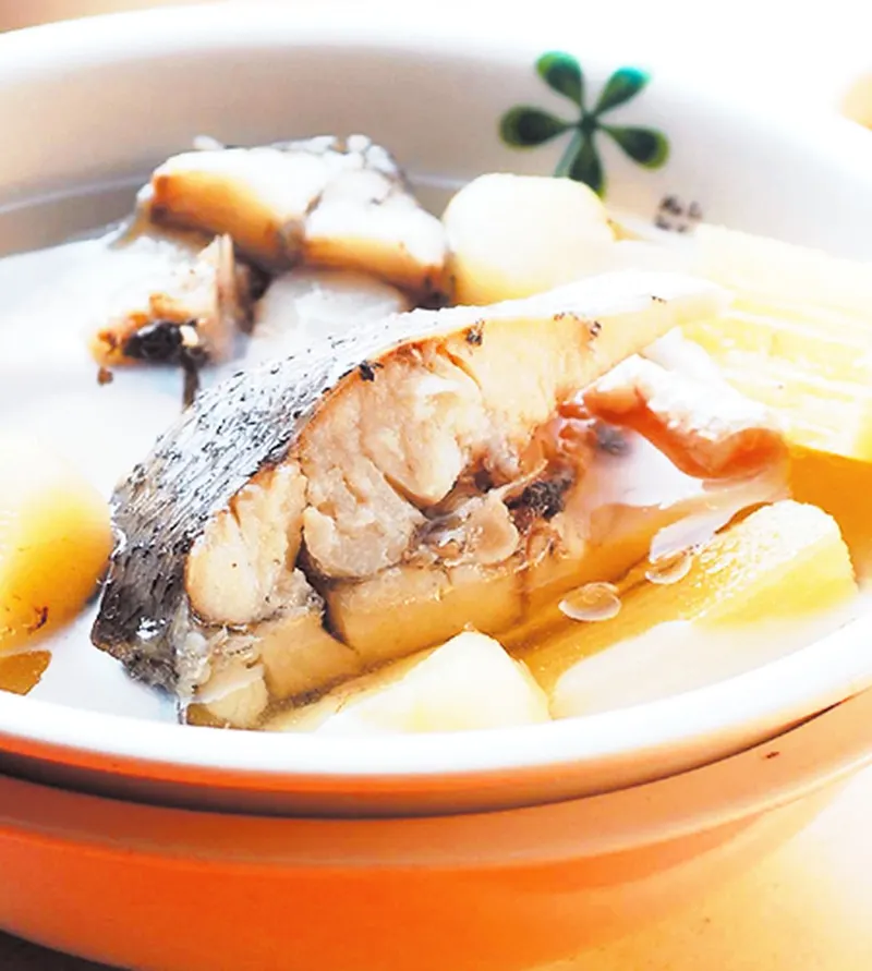 荸薺甘蔗燉魚