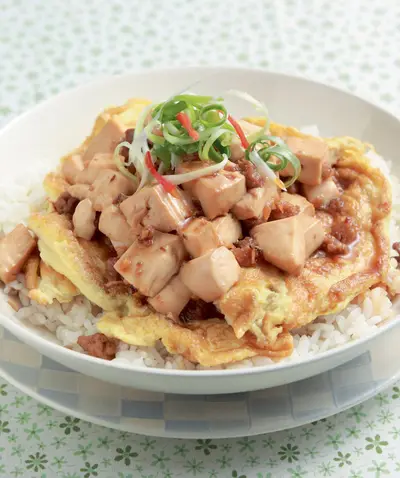 肉末豆腐烘蛋蓋飯