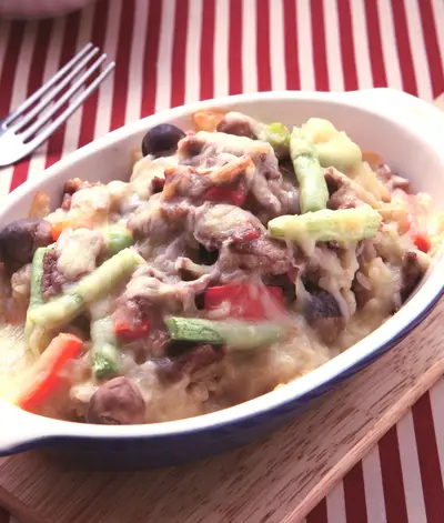 綠咖哩牛肉焗飯