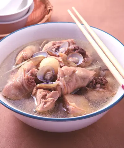蒜子蜆雞湯