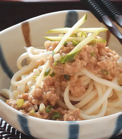 味增肉醬醬麵