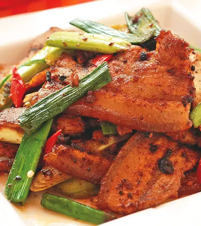 沙茶辣回鍋肉