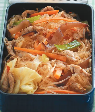 肉絲炒冬粉(1)