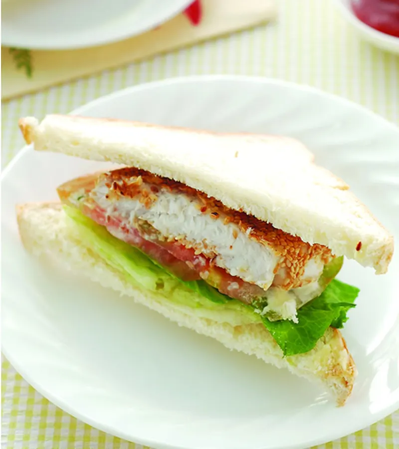 芝香鯛魚排三明治