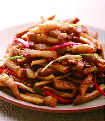 五花肉炒豆干(2)