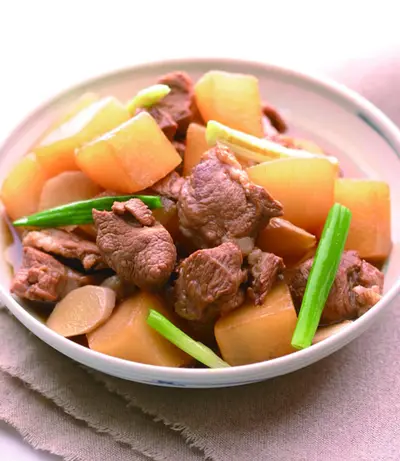 蘿蔔燒肉(2)