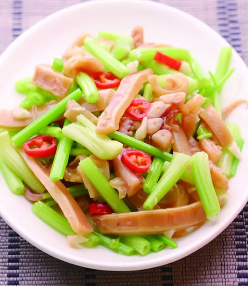 芹菜炒魷魚(4)