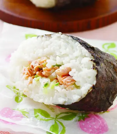 鮭魚飯糰