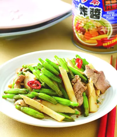 綠金針炒肉片