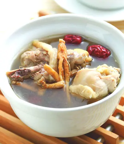 人蔘燉雞湯