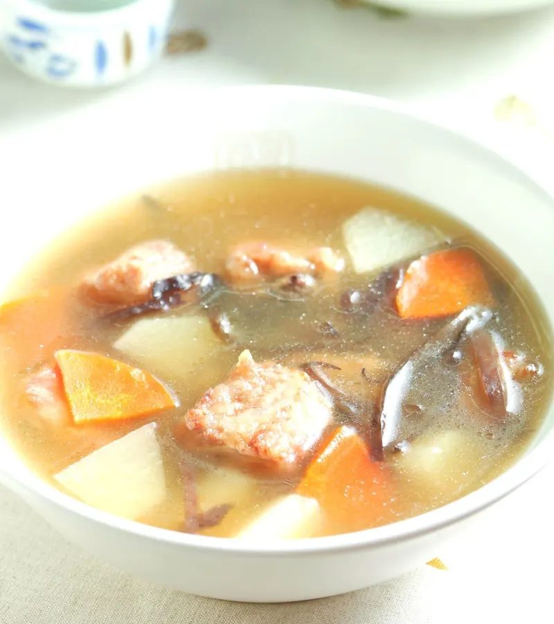 蘿蔔排骨酥羹